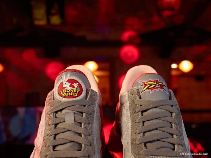 Looney Tunes x Reebok GW4301