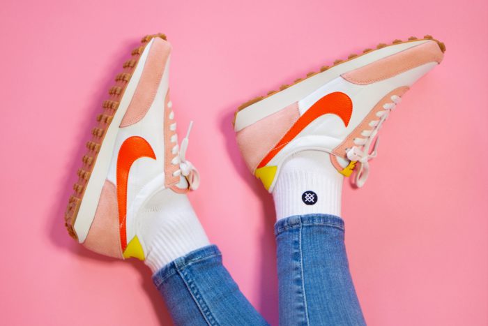 Nike WMNS Daybreak White Rose Red