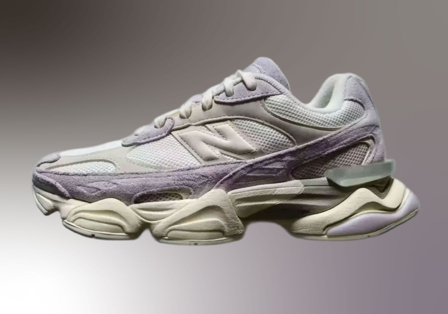 New Balance 9093 hybride sneaker in White Cream Lavender