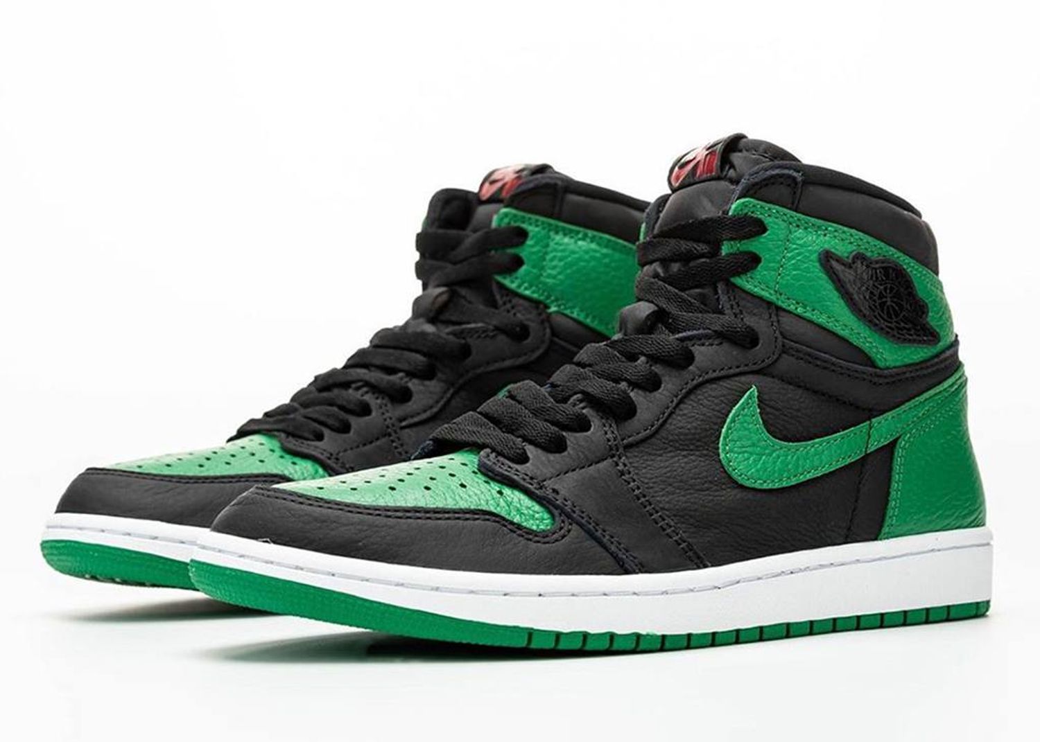 Air Jordan 1 Pine Green