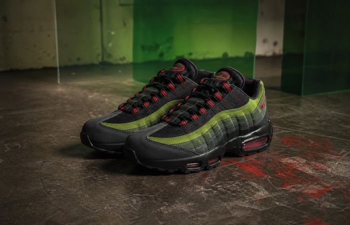 Nike Air Max 95 Big Bubble x Aya Brown in Atomic Green en zwart