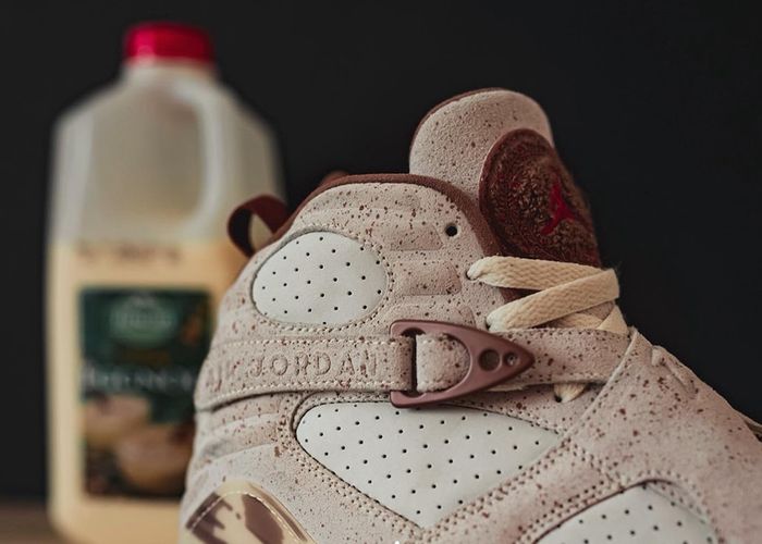 Air Jordan 8