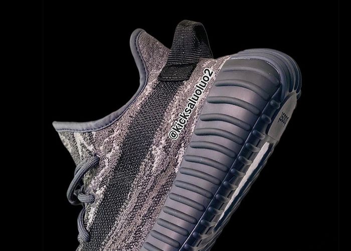 Adidas Yeezy Boost 350 V2
