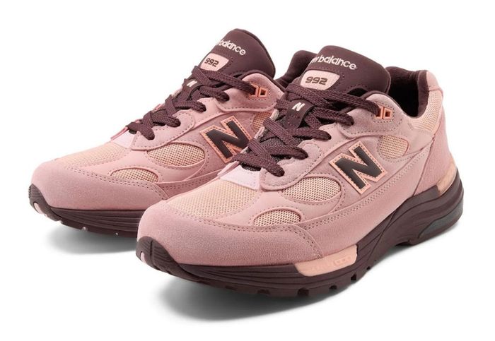 New Balance 992 Pink Chalk U992PK zijaanzicht