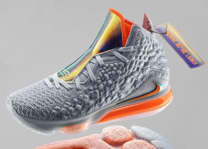 Nike LeBron 17 Rainbow