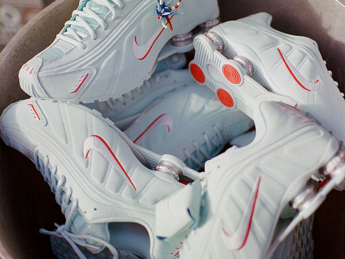Nike Shox R4 Puerto Rico