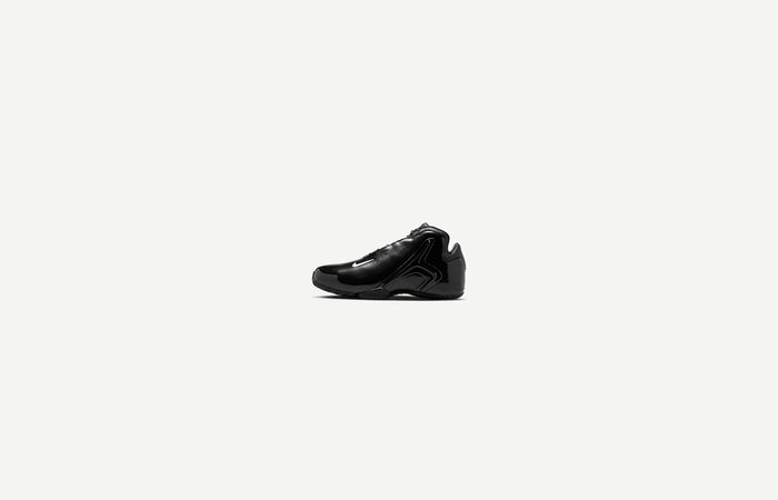 Nike Zoom Hyperflight Black met gladde Y2K shell en lage basketbalvorm