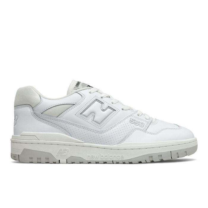 New Balance 550 leren sneaker als voorbeeld voor creasevorming