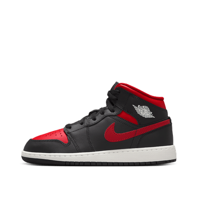 air-jordan-1-mid-gs-bred-twist-dq8423-067