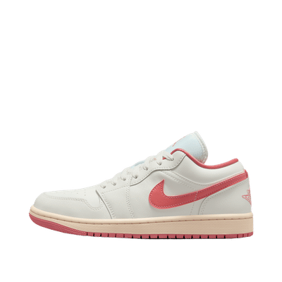 air-jordan-womens-low-white-dc0774-109