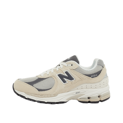 new-balance-m-2002-rfa-beige-m2002rfa