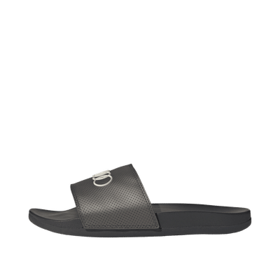adidas-adilette-comfort-audi-revolut-f1-team-slide-utility-black-chalk-pearl-ki6084