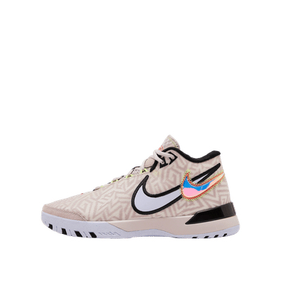 nike-zoom-lebron-nxxt-genesis-platinum-violet-hf0712-005