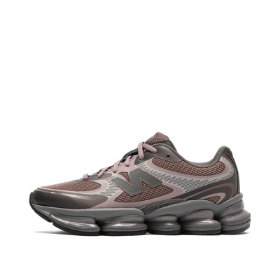 New Balance 2000 "Ice Wine/Earth Shadow" | U20002T8