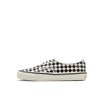vans-authentic-lx-diamond-check-blackwhite-vn000d9nba21