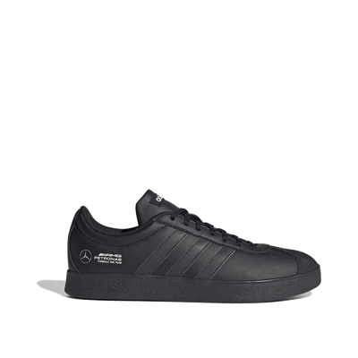 mercedes-amg-petronas-formula-one-team-vl-court-black-jr1067