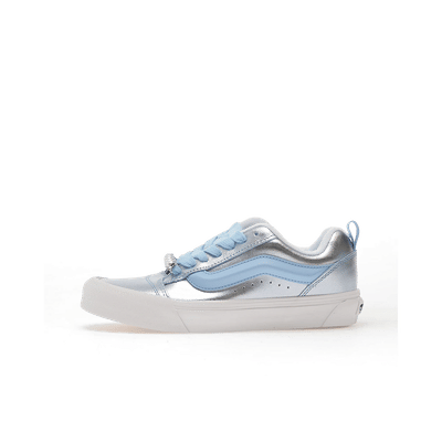 vans-knu-skool-metallic-leather-cloud-blue-vn000e9xeml1
