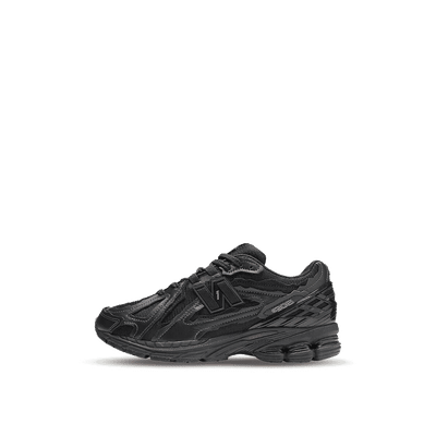 new-balance-1906d-protection-pack-triple-black-mens-size-6-5