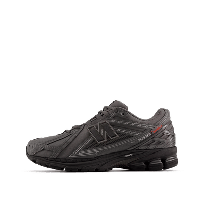 new-balance-u1906r-greyblack-u1906rof