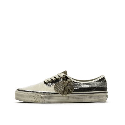 vans-lx-authentic-44-blackwhite-vn000db8mcg1