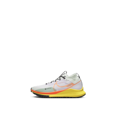 nike-react-pegasus-trail-4-gore-tex-barely-grapetotal-orange-dj7926-500