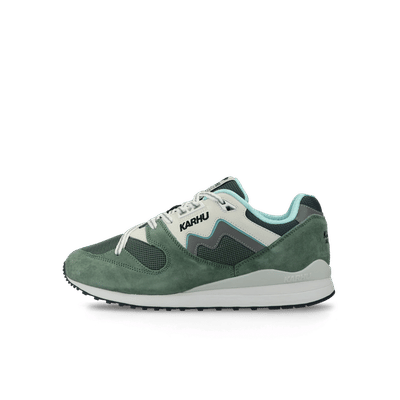 Karhu Synchron Classic "Iceberg Green / Lily White" | F802678