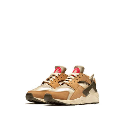 nike-air-huarache-stussy-desert-oak-dd1381-200
