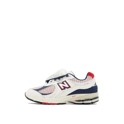 new-balance-2002r-team-red-navy-pouch-m2002rve