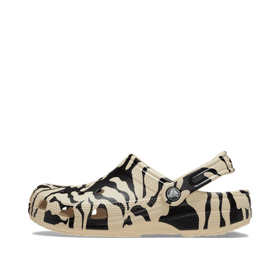 crocs-classic-woodcut-floral-clog-shitake-2098392ds
