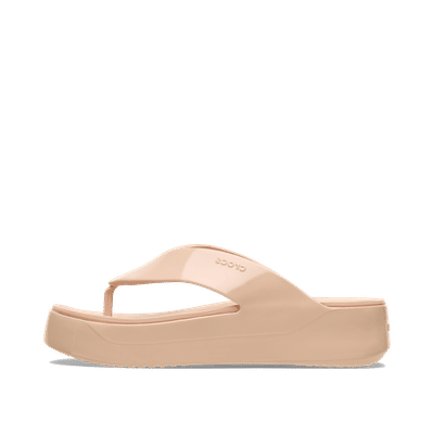 Crocs Getaway Platform Patent Clog "Pink Caramel" | 2114787AF