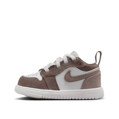 air-jordan-1-low-alt-grey-dr9747-026