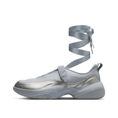 Jordan Pointe "Metallic Silver/Photon Dust/Smoke Grey" | IB8597-002