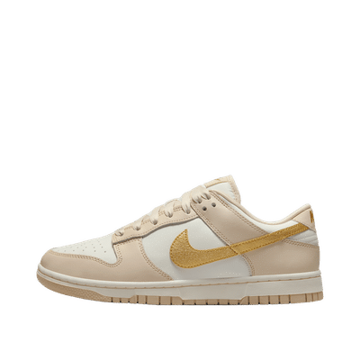 nike-dunk-low-wmns-phantom-metallic-gold-dx5930-001