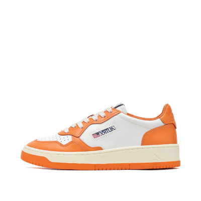 autry-medalist-low-orange-aulwwb66