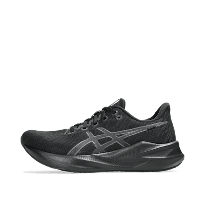 asics-versablast-4-blackcarrier-grey-1012b775-001