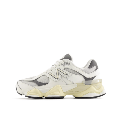 new-balance-9060-gs-sea-salt-gc9060ga