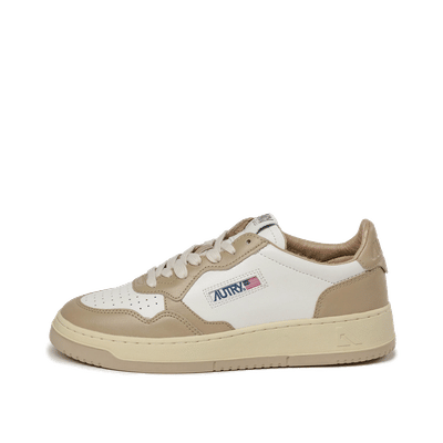 autry-medalist-w-white-aulwwb51