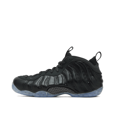 Nike Air Foamposite Pro "Black" | HF2902-002