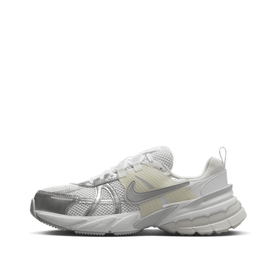 Nike V2K Run Wmns "White/Silver/Platinum" | FD0736-104