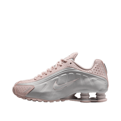 Nike Shox R4 Wmns "Barely Rose/Metallic Platinum" | AR3565-600