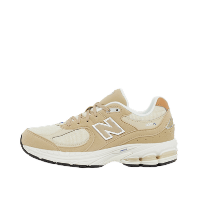 new-balance-2002r-gs-white-gc2002ef