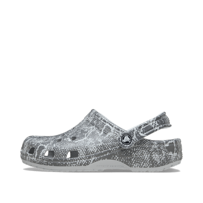 crocs-classic-pop-animal-clog-atmospheremulti-214153-1fs