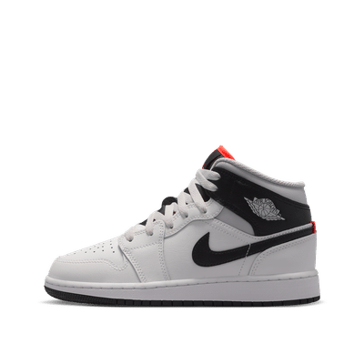 air-jordan-1-mid-white-dq8423-109
