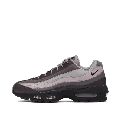 nike-x-a-ma-maniere-air-max-95-sp-while-you-were-sleeping-fz8743-200