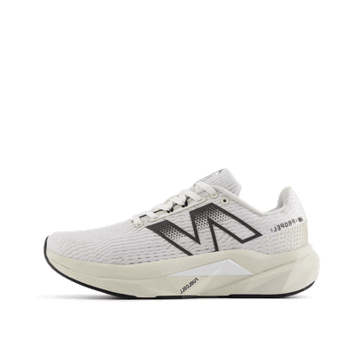 New Balance FuelCell Propel v5 Wmns "White/Brown/Black" | WFCPRCX5