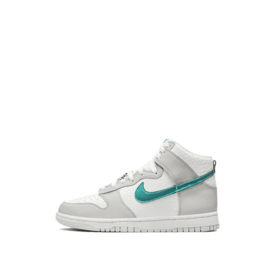 Nike Dunk High "Ring Bling" | DR7855-100