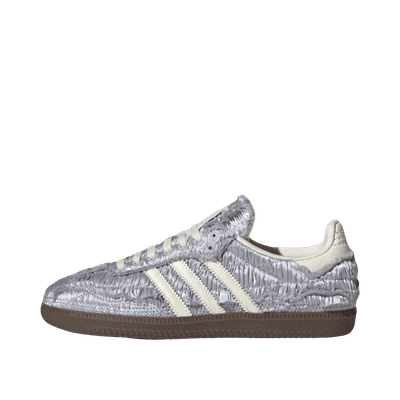 adidas-samba-og-caroline-hu-satin-silver-metallic-jp9283