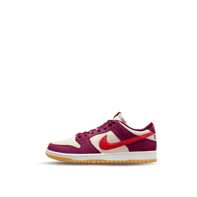 Nike SB Dunk Low "Skate Like a Girl" | DX4589-600