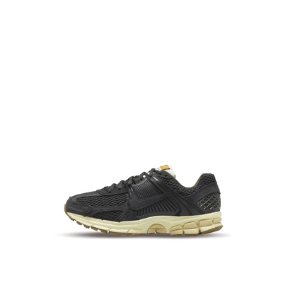 Nike Wmns Zoom Vomero 5 Premium "Black Sesame" | FD0533-010