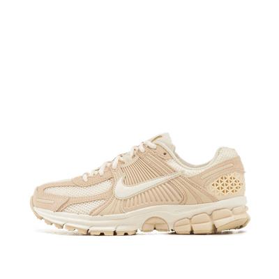 nike-zoom-vomero-5-beach-hq0458-200